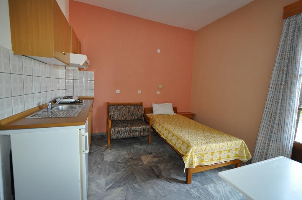 Pension Assos Koinira Room photo